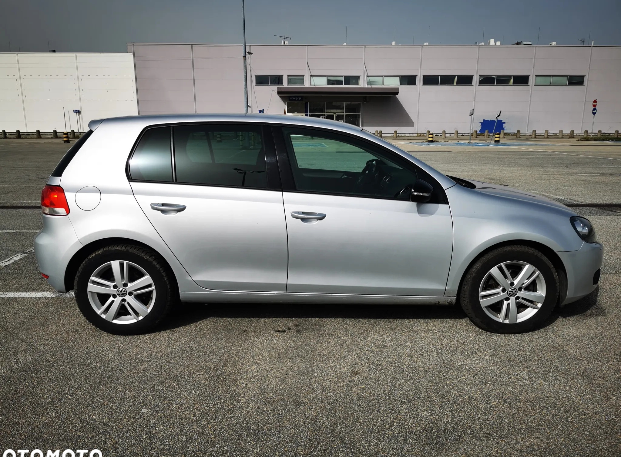 Volkswagen Golf cena 28900 przebieg: 181000, rok produkcji 2012 z Śrem małe 106